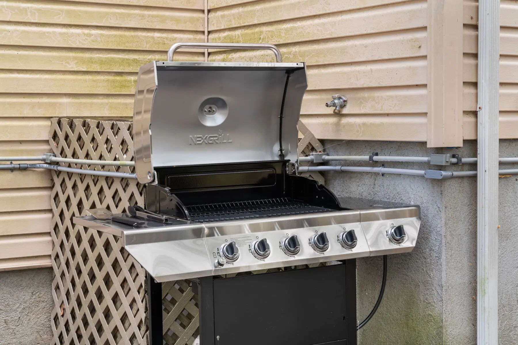 39 web or mls 415 Deborah Dr East Stroudsburg PA 18301 airbnb 039